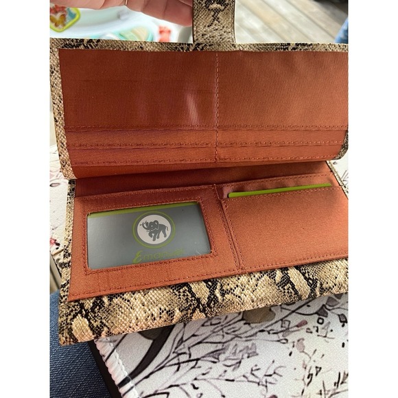 Faux Leather Brown Snakeskin Print Clutch/Wallet - Picture 3 of 10